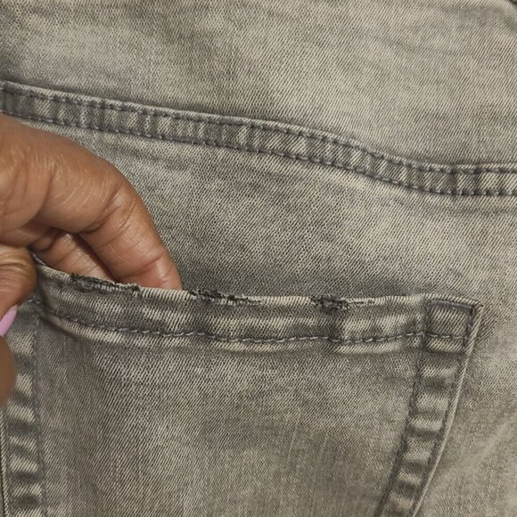 Ava & Viv | Women's Black Acid Washed Distressed Skinny Jeans (Size 14W) - Picture 13 of 15